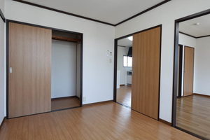 コ-ポ三起 201号-7