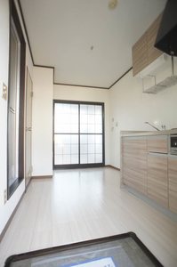 ハイツ秋桜-2 202号-8