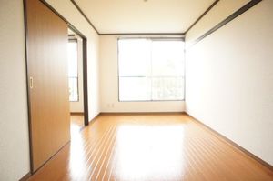 臼井ハイツ 202号-2