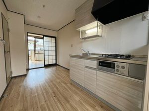 コ－ポ光永 201号-3