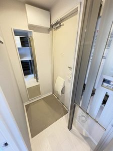 コ－ポ・リリ－ 203号-8