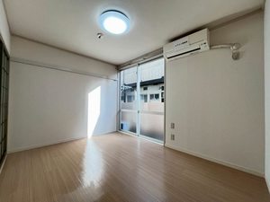 フラット・ノ-ス・ヒル 105号-3