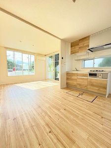 ドミ－ル大沼 102号-2