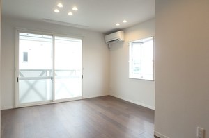 グリ－ン・モアＢ 202号-1