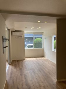 クレストＢ 102号-2