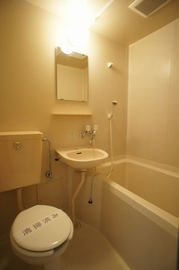 ヴィラ・大井手 203号-9