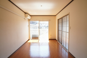 フレグランス平山Ｃ 202号-2