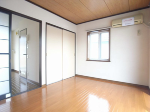 フレグランス平山Ｅ 201号-3