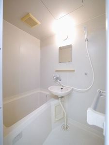 ヒロ・ガ－デンＣ 206号-8