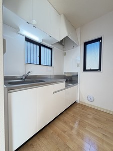 コ-ポ神山 102号-3