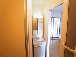 ベルビラ－ジュ桜町 103号-7