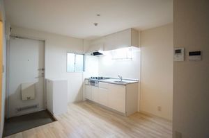 ベルビラ－ジュ桜町 206号-4