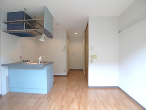 ハイツエバグリ－ンⅡ 103号-3