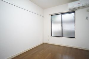 コ-ポロ-リエ 102号-3