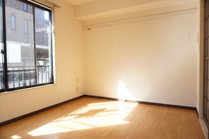 ピア・ジュト－ 101号-2