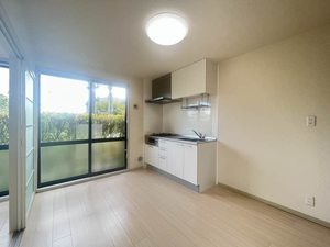 Ｇｒｅｅｎ　Ｌｅａｆ　Ａ 102号-3