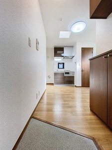 パレスロイヤル 302号-9