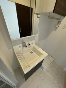 フローラルファイブ 203号-8