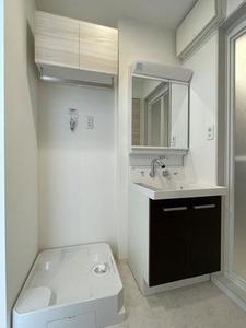 エクセリオン・Ｕ 205号-7