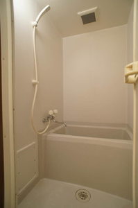 レジデンス　クリスタニア 202号-9