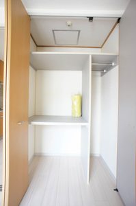 ドミール・ノワ 204号-4