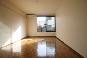 コーポ・ジュネス 105号-2