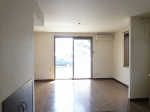 Ｃａｌａｍｕｓ　Ｔｅｒｒａｃｅ　Ｃ 102号-2