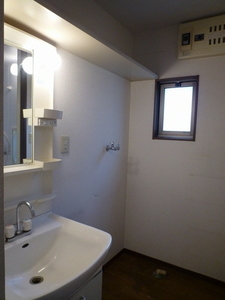 Ｃａｌａｍｕｓ　Ｔｅｒｒａｃｅ　Ｃ 102号-4