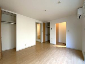 ヴィラ桜坂 102号-4