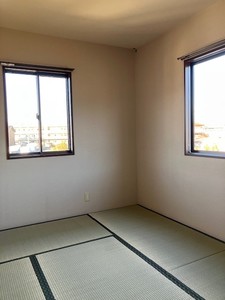 フォレスト・Ｃ 201号-6