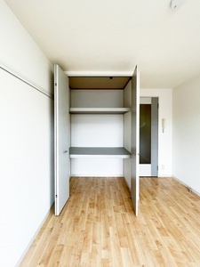 ヴァンティアン市川 201号-6