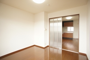 シャーメゾンkitta D 102号-2