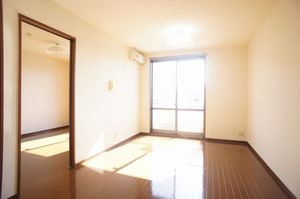 メイプルリーフタウンＡ 102号-2