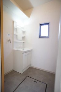 ハイツ中山 102号-8