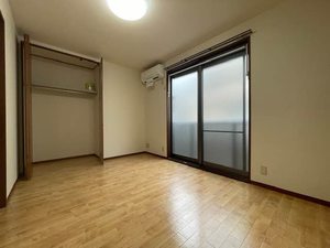 メゾンハナヤ 203号-3