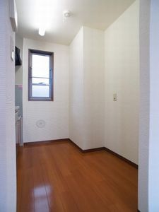 シャルマン　ドミール 201号-7