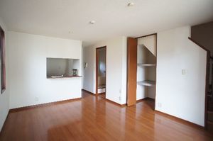 ラフィネ壱番館 101号-2