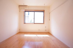 メゾン・ド・アナン 102号-2