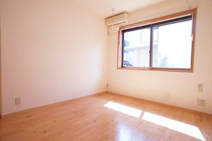 メゾン・ド・アナン 102号-3