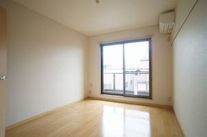 クラウンコート 305号-3