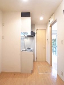 クレール三軒茶屋南 102号-4