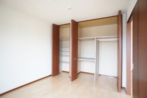 シャーメゾンD・T・M B 202号-6