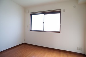 プレジール烏山 102号-5