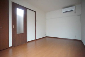 壱番館 202号-13