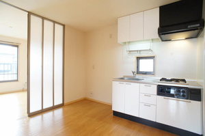 アン・ルミエール 202号-4