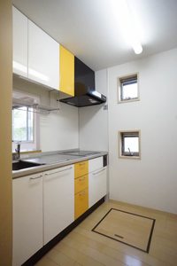 Ｏｒａｎｇｅ　Ｄｏｏｒ 103号-4