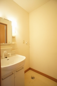 サウスフィールドＡ 103号-4