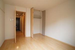 ドルフィン目黒本町 102号-3