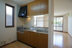 シャーメゾンマルニＡ 102号-4