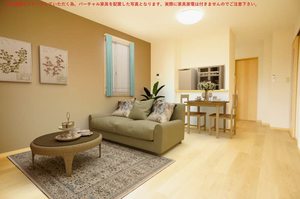 シャーメゾンまほろばⅣ 201号-2